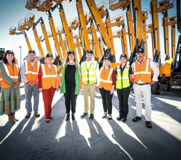 Effingham County Welcomes Consul General of Belgium for Visit to Aertssen Logistics 